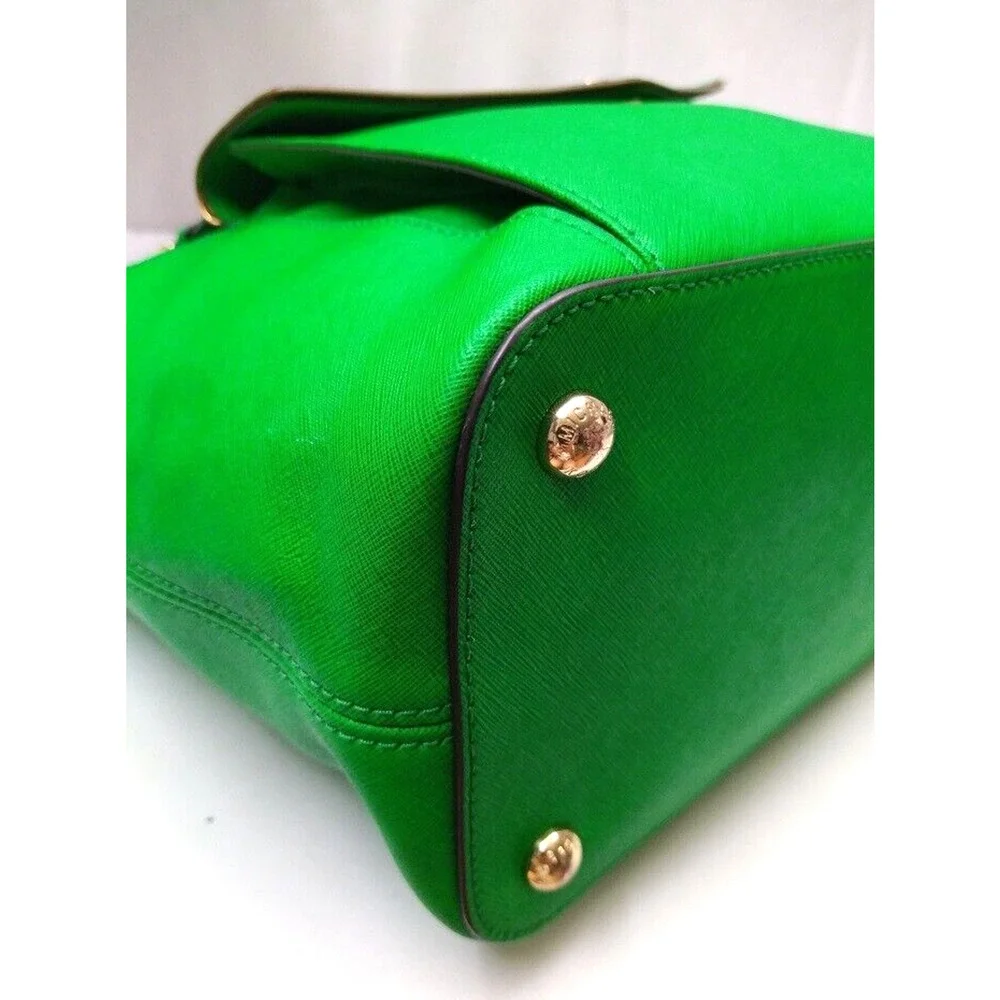 Michael Kors Jet Set Green Leather Pocket Double Handles Tote Bag